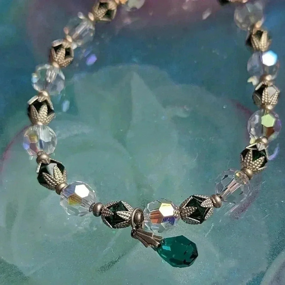 Handmade May Birthstone Stretch Fashion Women's Bracelet (New) - Picture 8 of 9